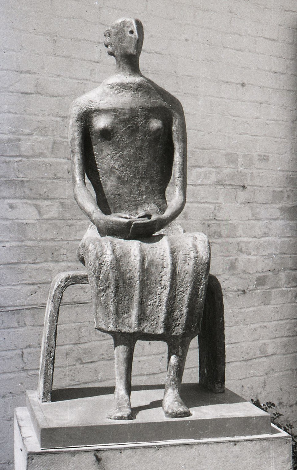 King and Queen', Henry Moore OM, CH, 1952–3, cast 1957
