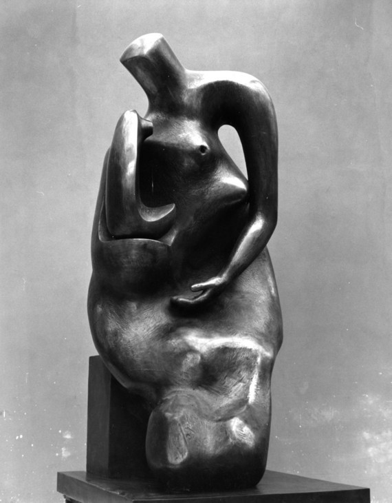 Henry Moore 'Mother and Child: Block Seat' 1983–4