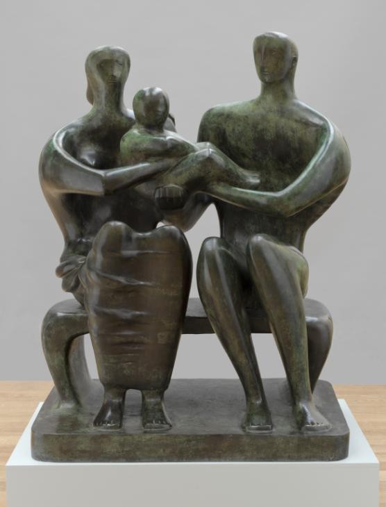 Henry Moore 'Family Group' 1949, cast 1950–1