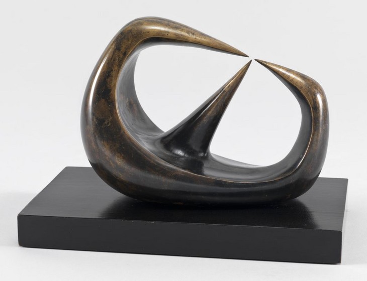 Henry Moore 'Three Points' 1939–40, cast before 1949