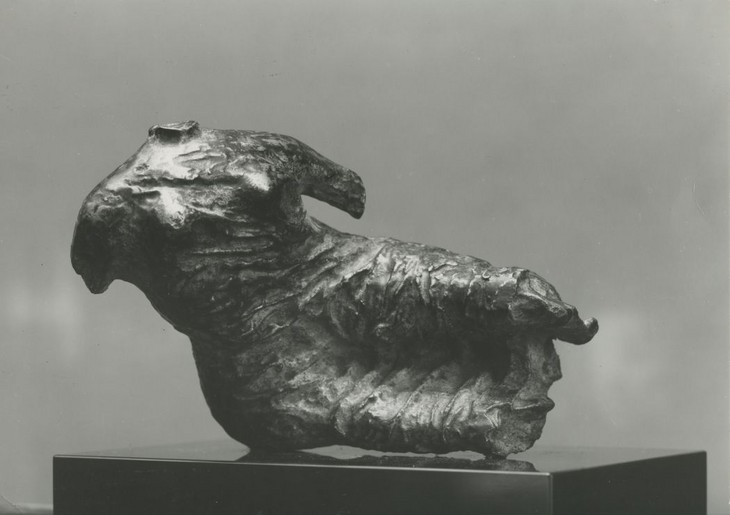 Henry Moore 'Fragment Figure' 1957