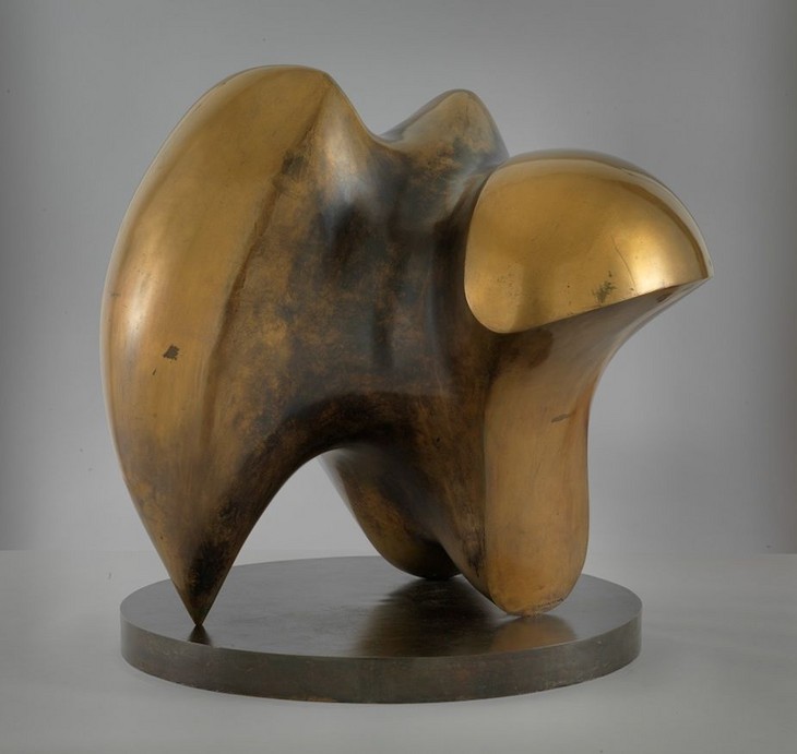 Henry Moore 'Working Model for Three Way Piece No.1: Points' 1964, cast 1964–9