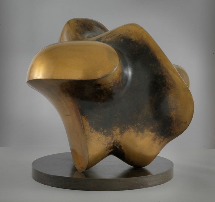 Henry Moore 'Working Model for Three Way Piece No.1: Points' 1964, cast 1964–9