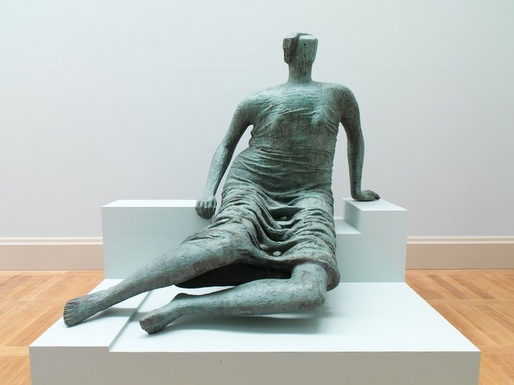 Henry Moore 'Draped Seated Woman' 1957–8, cast c.1958–63