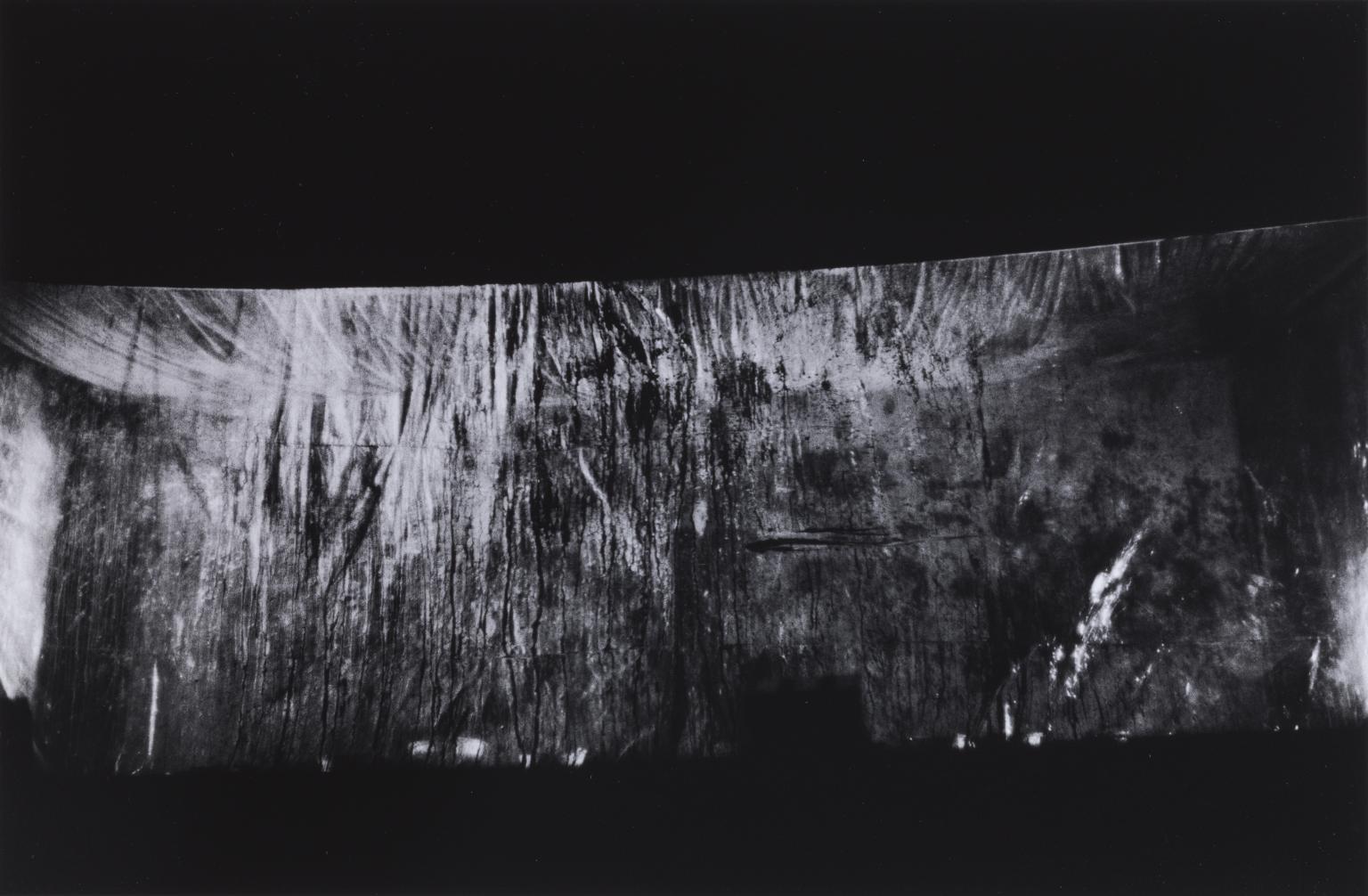 P82304: Sumi Yasuo, Painting in Space, Gutai Exhibition on the Stage