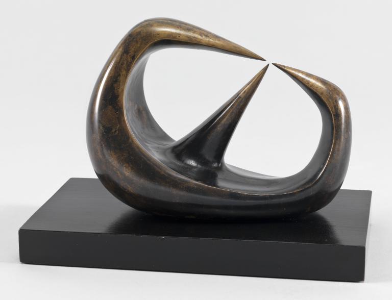 Henry Moore OM, CH, ‘Three Points’ 1939-40, cast before 1949