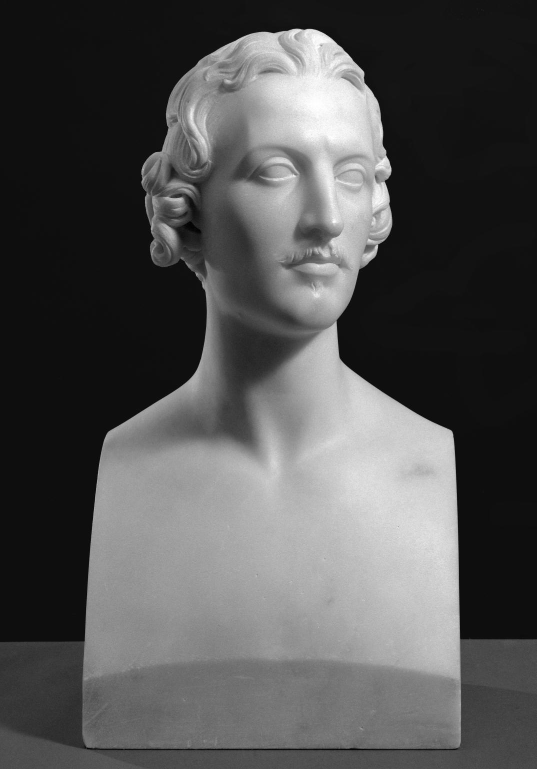 T06866: Bust of William Bewick