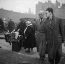 Nigel Henderson, ‘Photograph showing people at an outdoor market’ [c.1949–c.1956]