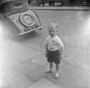 Nigel Henderson, ‘Photograph of an unidentified boy’ [c.1949–c.1956]