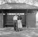 Nigel Henderson, ‘Photograph showing Alex and June Marafini ’ [c.1949–c.1956]
