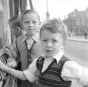 Nigel Henderson, ‘Photograph showing three unidentified young boys in the street’ [c.1949–c.1956]