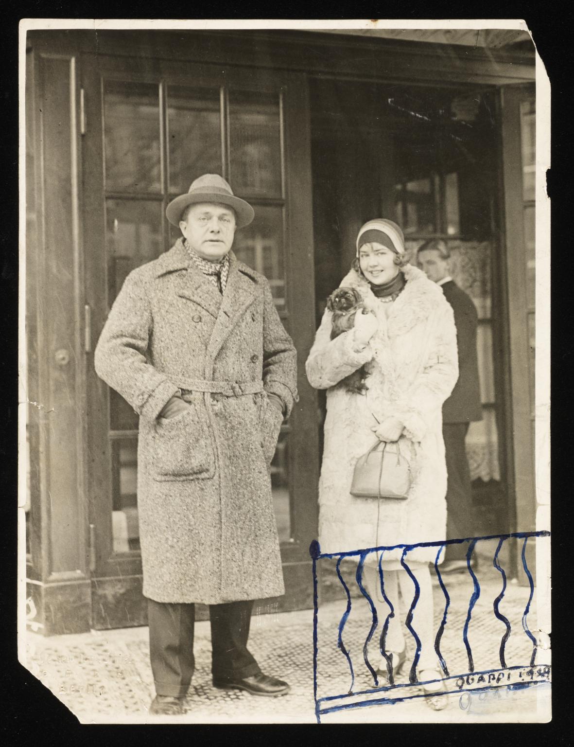 Photograph of Max Beckmann and Mathilde Beckmann carrying a small