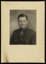 Geo Bushell Henley, ‘Studio portrait photograph of Ian Henderson in military uniform’ [1939–45]