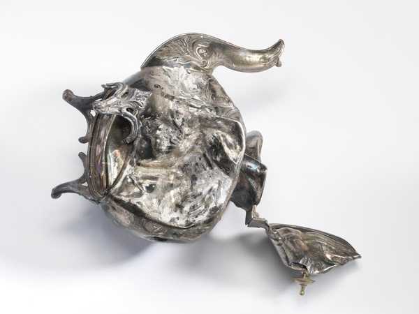 Object That Fell off the White Cliffs of Dover