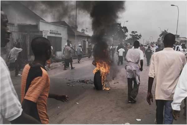 Protesters calling for a boycott of the elections, central Kinshasa, July 2006