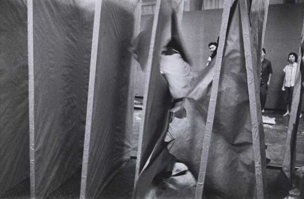 Murakami Saburo Passing Through 2nd Gutai Art Exhibition Kiyoji murakami-saburo-passing-through-2nd-gutai-art-exhibition-kiyoji