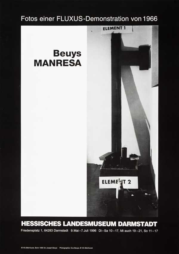 Joseph  Beuys: Manresa. Fotos einer FLUXUS-Demonstration von 1966. Hessisches Landemuseum Darmstadt