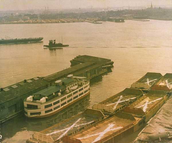 Reverse Processing, Cement Transplant, East River, NY, 1970