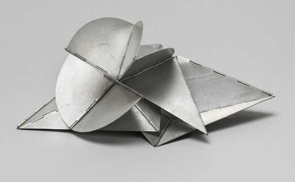 Creature-Maquette (320)', Lygia Clark, 1964 | Tate