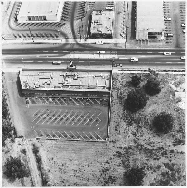 ‘Eileen Feather Salon, 14425 Sherman Way, Van Nuys‘, Edward Ruscha ...