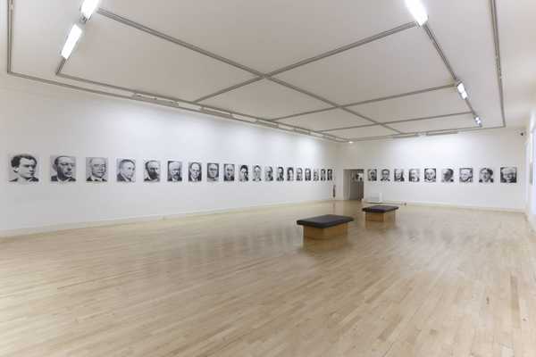 48 Portraits