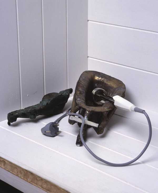 Bathtub for a Heroine