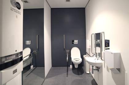 A photograph of the accessible toilet at Tate Liverpool + RIBA North