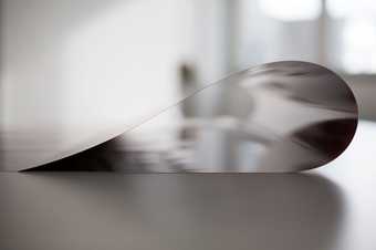 Wolfgang Tillmans, paper drop 2014