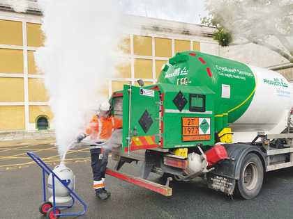 Cryogenic tanker