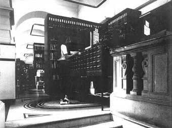 Tate Britain, Rotunda with library, 1990