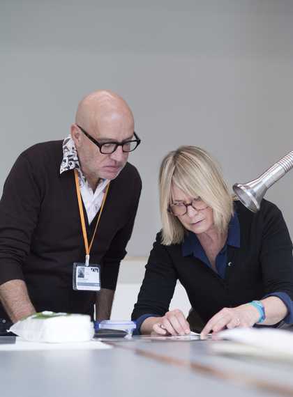 Paper conservator Antonio Mirabile NANORESTART 2