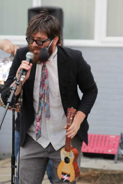 Daniel Oliver, Awkwardance, Steakhouse Live, Hackney Wick. Image by Shaahin Shahablou.