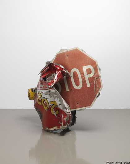 Robert rauschenberg, Stop Side Early Winter Glut, 1987. Assembled metal, 109.9 x 116.8 x 86.4 cm © Robert Rauschenberg Foundation