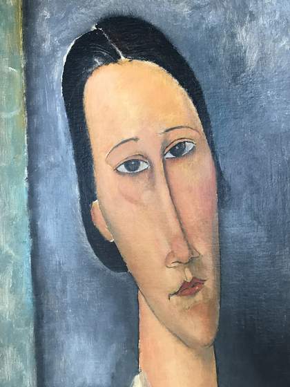 Two images side-by-side showing the same detail of the face, one in full colour and one in greyscale, the latter revealing lines below the paint unrelated to the final image, especially around the mouth