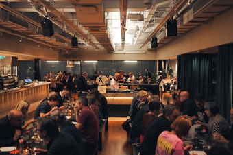 bar full of happy people