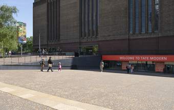 A large sloped entrance to Tate Modern