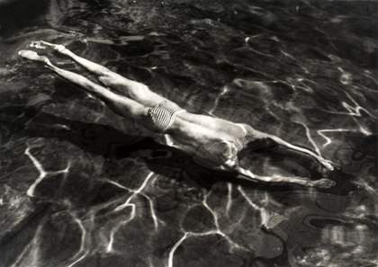 André Kertész Underwater Swimmer 1917 The Sir Elton John Photographic Collection © Estate of André Kertész/ Higher Pictures
