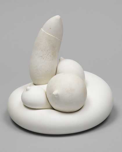 Maria Bartuszová, Untitled 1973, plaster, 32 x 30 x 29 cm