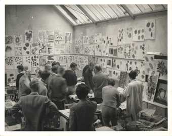 Session of group criticism, Scarborough Summer School, Yorkshire, c.1956 © Estate of Tom Hudson