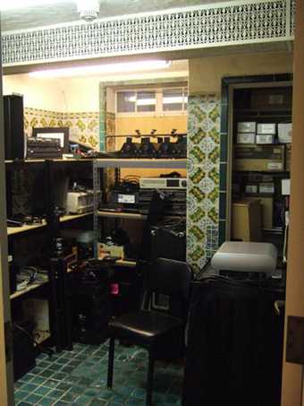 Bathroom/store at the Philbrook Museum, 2007