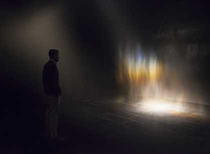 Beauty 1993 © Olafur Eliasson Photo: Maria del Pilar Garcia Ayensa / Studio Olafur Eliasson, Museum of Contemporary Art, Los Angeles, CA, USA