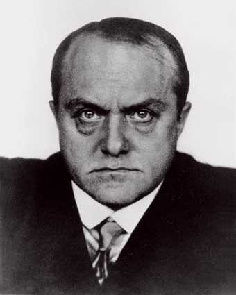 Portrait of Beckmann in the late 1920s by H. Erfurth