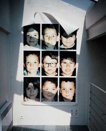 Christian Boltanski, photographic portraits of children in grid format