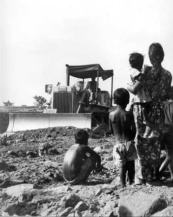 Film still: Anand Patwardhan, Hamara Shahar/Bombay: Our City 1985