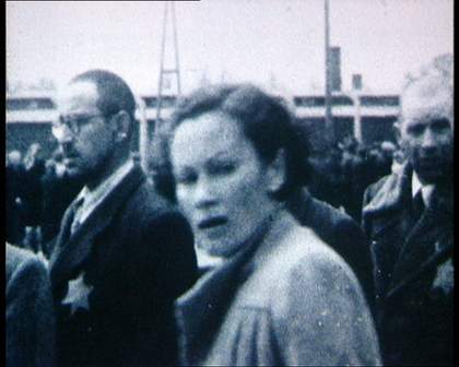 Harun Farocki Videograms of a Revolution 1992 still