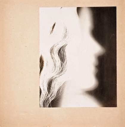 Barbara Hepworth, Self-portrait photogram 1933
