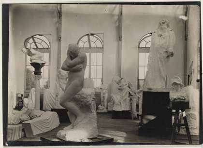 View of the Pavillon de l’Alma in Meudon, around December 1906. Photo by François Vizzavona, Musée Rodin