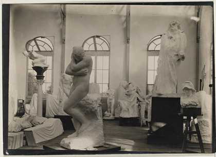 View of the Pavillon de l’Alma in Meudon, around December 1906. Photo by François Vizzavona, Musée Rodin