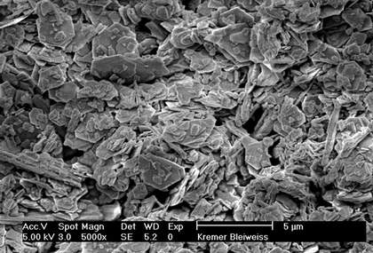 SEM-BSE of pigments: (a) modern lead white pigment (Kremer Pigmente)