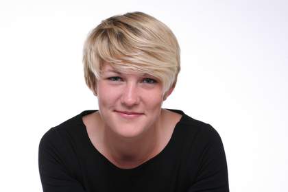 Headshot of Caroline Bird